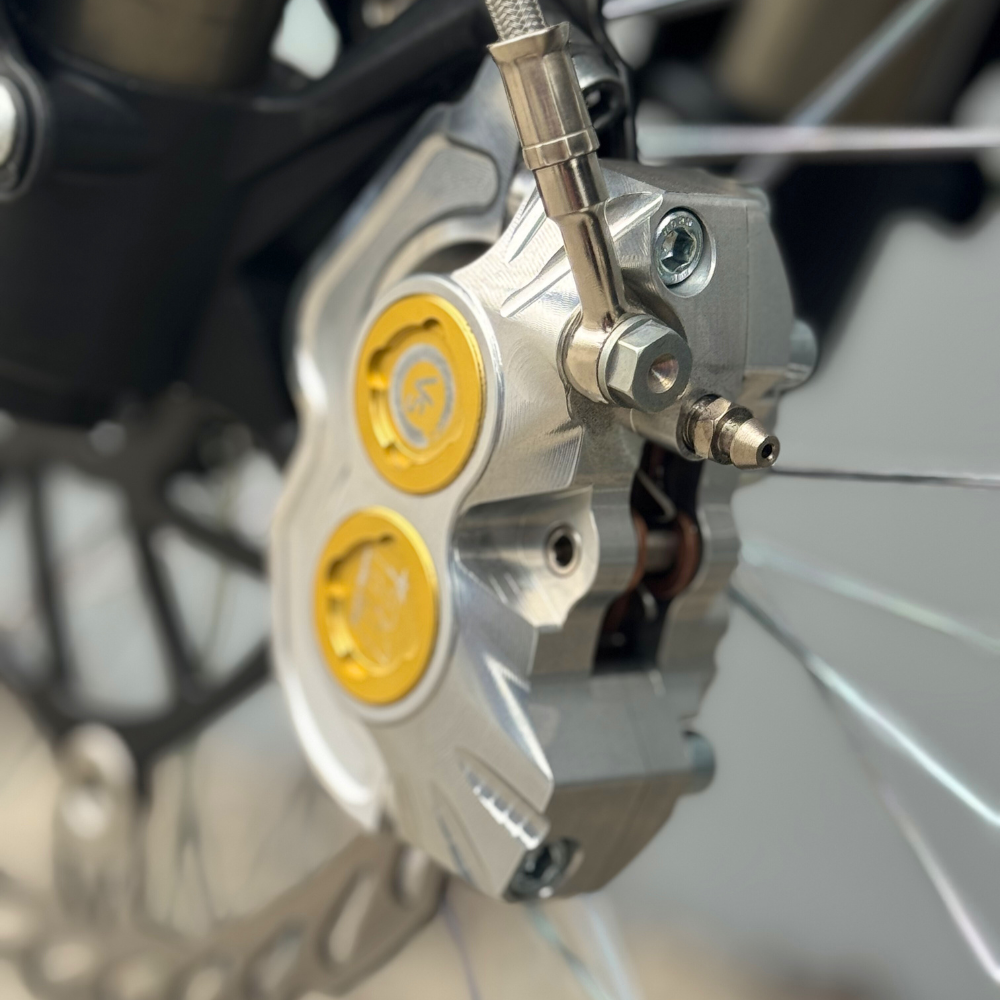 (MTB) ENSEMBLE Système de Freinage Racing AVANT/ARRIÈRE 4 Pistons - VOLAR SPORT