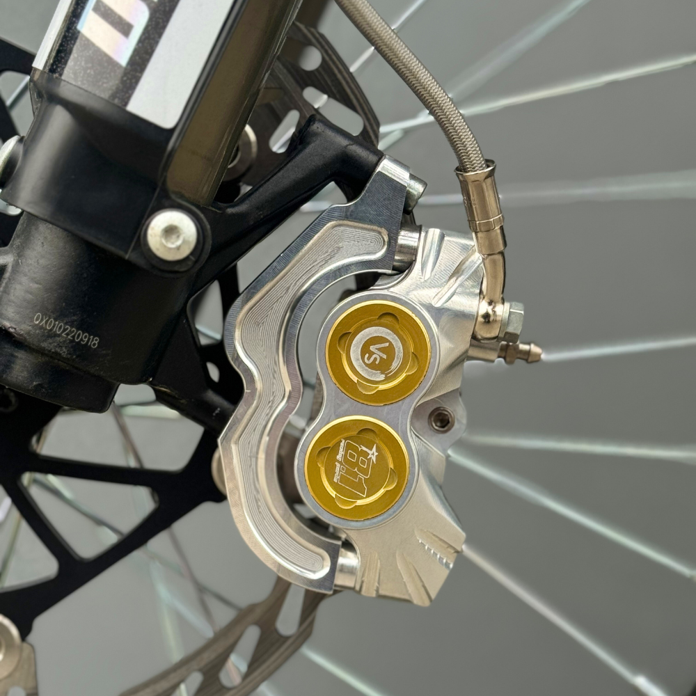 (MTB) ENSEMBLE Système de Freinage Racing AVANT/ARRIÈRE 4 Pistons - VOLAR SPORT